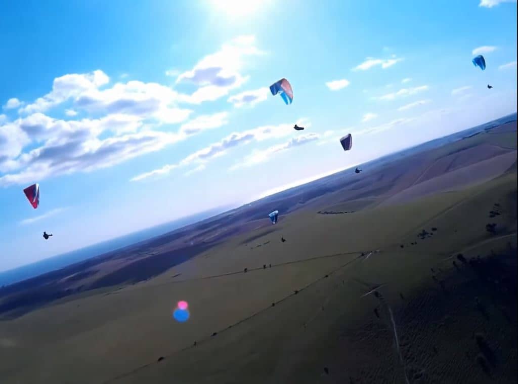 Blue Skies Tandem Flight Over Devils Dyke